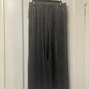 SOMA Wide Ribbed Velvet-Look Pants in Slate Gray - Size Medium